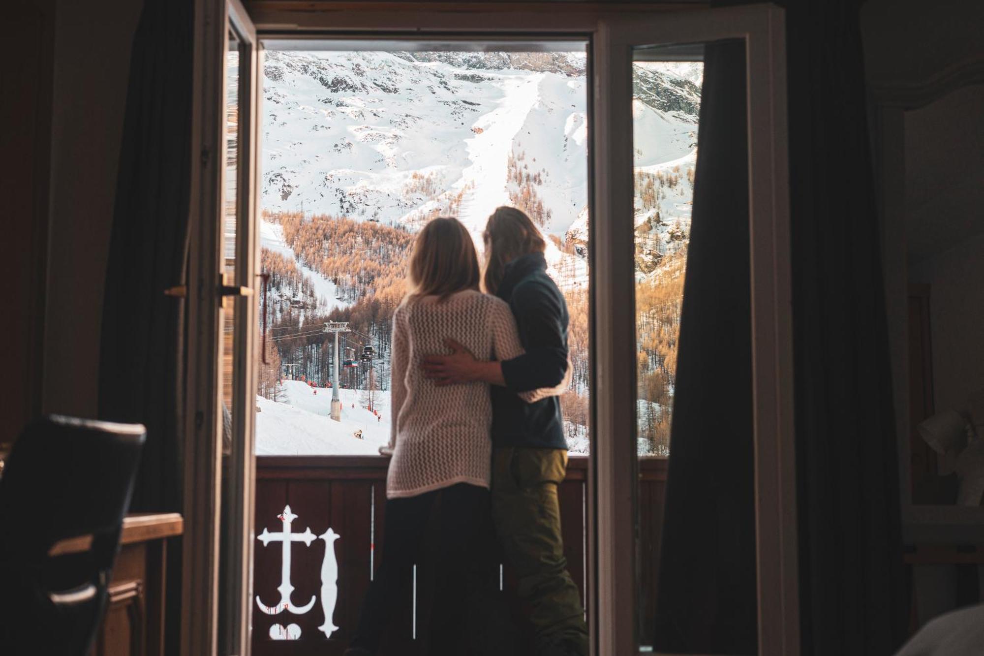 Hotel The Larix Ski-In Ski-Out Saas-Fee Bagian luar foto