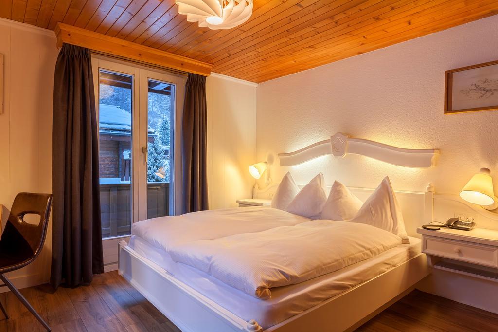 Hotel The Larix Ski-In Ski-Out Saas-Fee Bagian luar foto