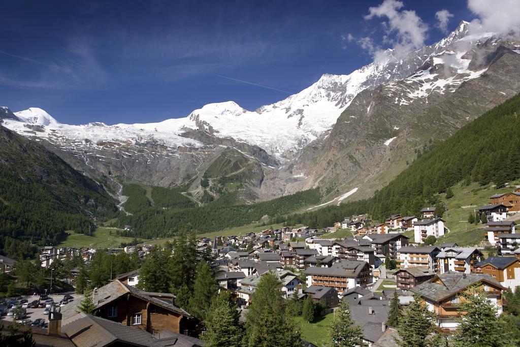 Hotel The Larix Ski-In Ski-Out Saas-Fee Bagian luar foto